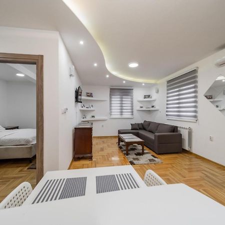 Port 1 Apartment Belgrade Luaran gambar