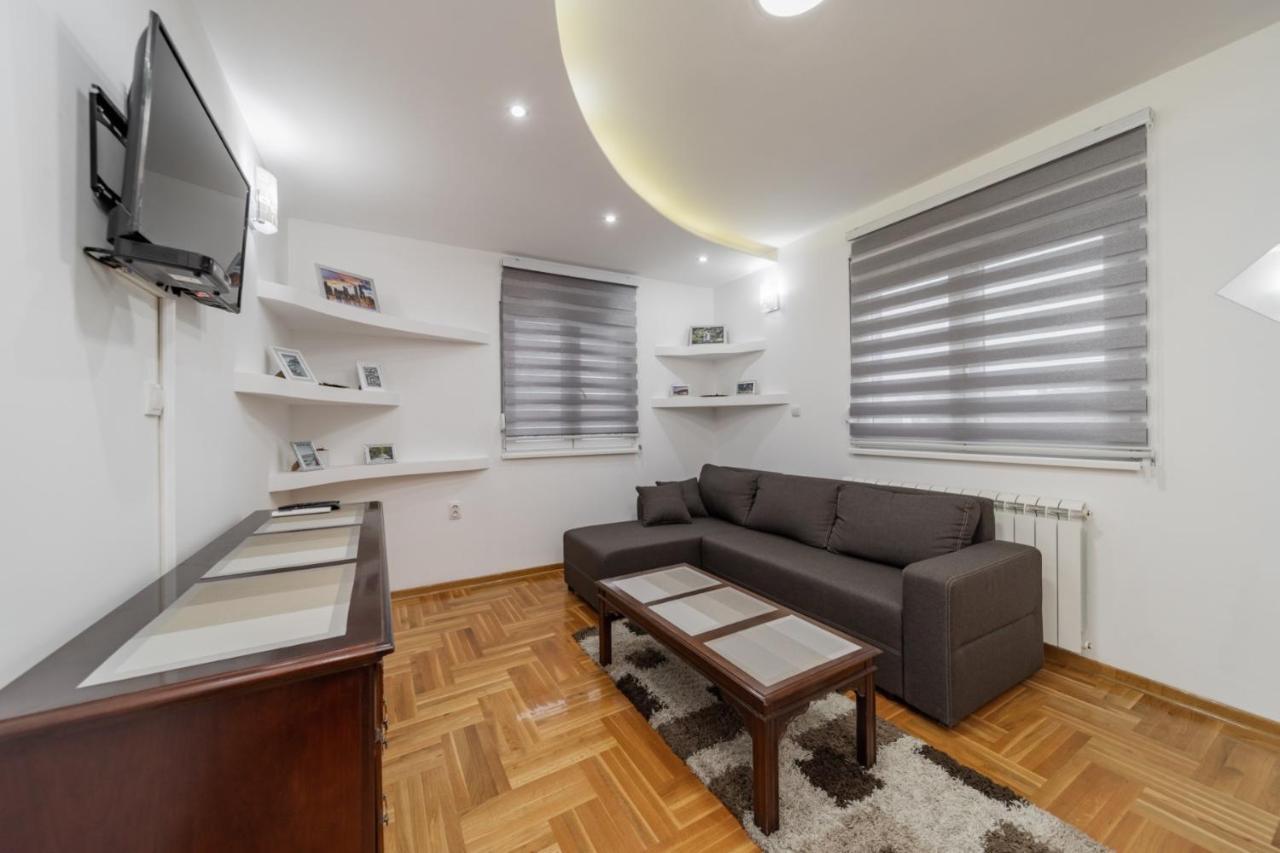 Port 1 Apartment Belgrade Luaran gambar