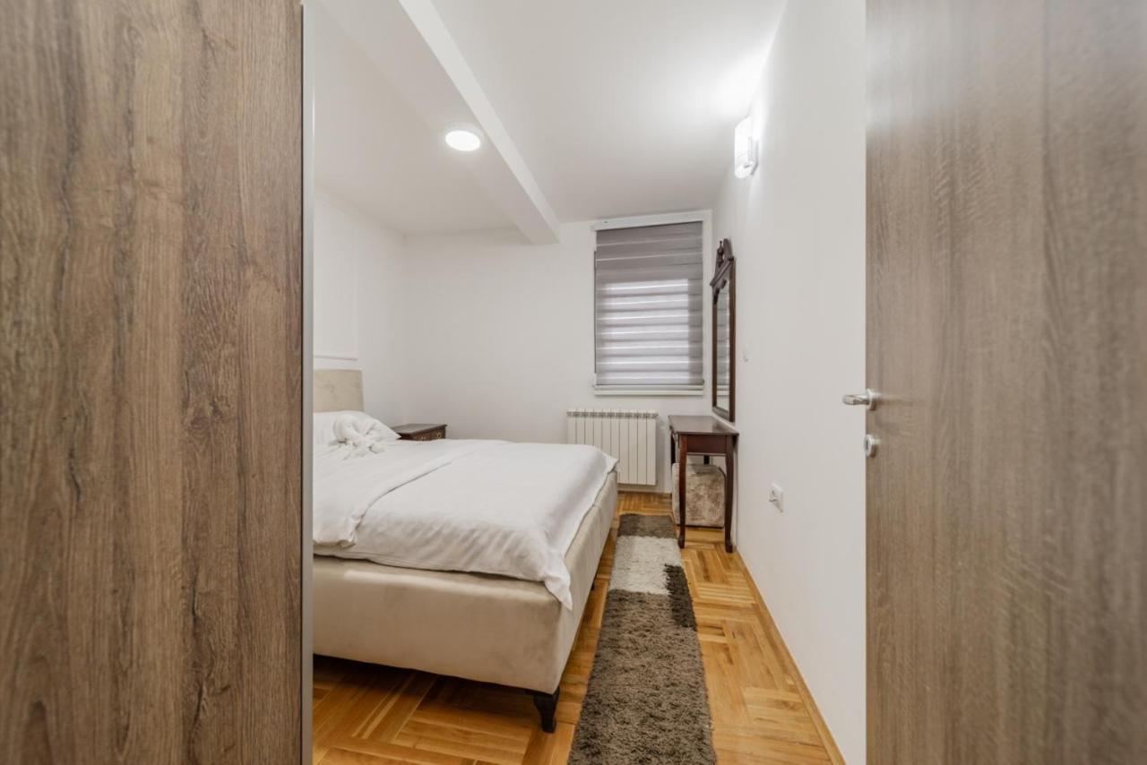 Port 1 Apartment Belgrade Luaran gambar